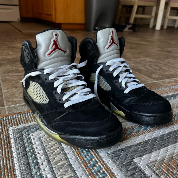 Jordan 5 Retro 2011 Black Metallic Men’s Size 10 W/ COA - Picture 1 of 13